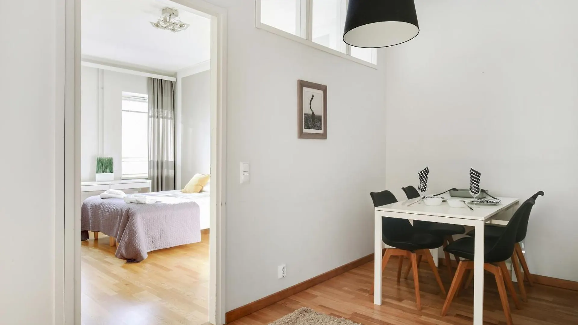 Kotimaailma Apartments Kamppi - 2Br In The City Center With Code Lock Helsinki 0*,  Finland