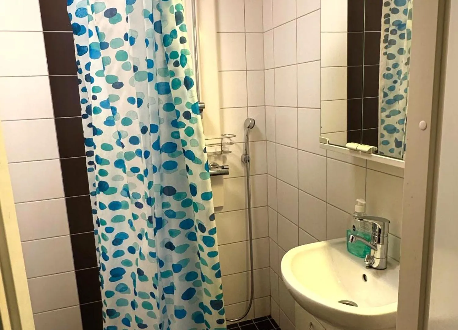 Kotimaailma Apartments Kamppi - 2Br In The City Center With Code Lock Helsinki 0*,